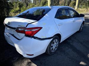 2015 Toyota Corolla image 2