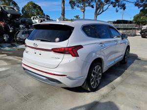 2022 Hyundai Santa Fe TM image 2