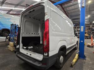 2024 Ldv Deliver 9 2.0DT SC20M150Q5 2.0DT AUTO 6SPD RWD MWB MID ROOF image 2