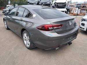 2019 Holden Commodore ZB image 2