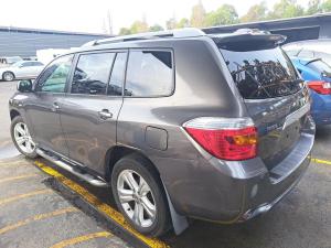 2007 Toyota Kluger GSU40R image 2
