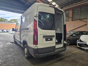 2025 Ldv Deliver 9 2.0DT SC20M177Q6 AUTO 8SPD RWD MWB MID ROOF image 2