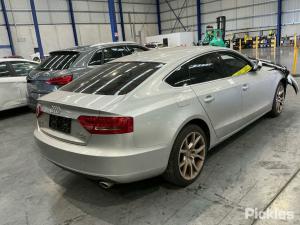 2011 Audi A5 image 2