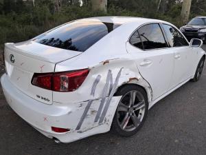 2013 Lexus Is image 2
