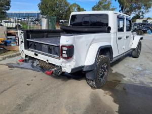 2021 Jeep Gladiator JT image 2