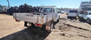 2008 Mitsubishi Triton image 2