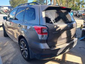 2017 Subaru Forester SJ image 2