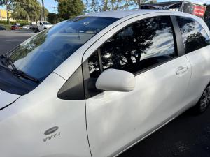 2009 Toyota Yaris image 2