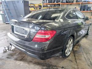 2011 Mercedes Benz C Class C204 image 2