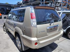 2006 Nissan X Trail T30 image 2