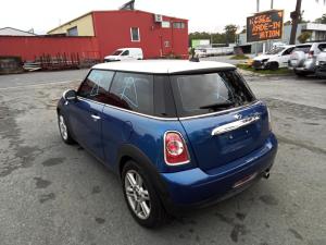 2013 Mini Cooper COOPER image 2