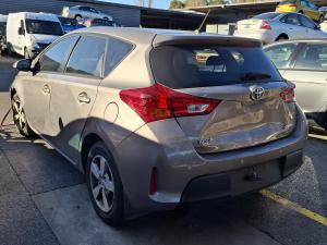 2012 Toyota Corolla ZRE182R image 2