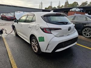 2018 Toyota Corolla MZEA12R image 2