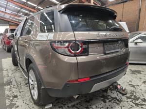 2017 Land Rover Discovery Sport L550 2.0DT 224DT AJ200 AUTO 9SPD AWD TD4 180 HS image 2