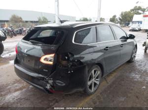 2017 Peugeot 308 image 2