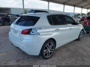 2014 Peugeot 308 image 2