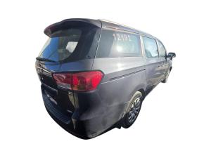 2016 Kia Carnival YP S image 2