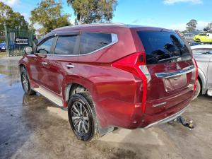 2016 Mitsubishi Pajero Sport QE-QF image 2