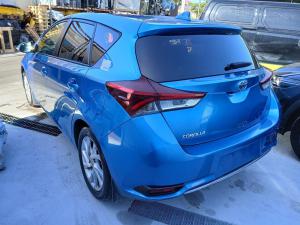 2015 Toyota Corolla ZRE182R image 2