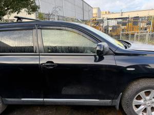 2012 Toyota Kluger image 2