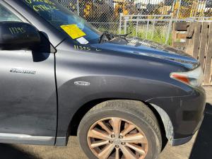 2011 Toyota Kluger image 2
