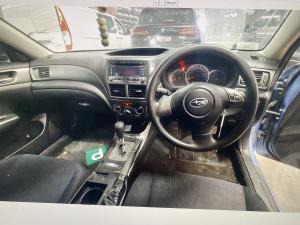 2010 Subaru Impreza R image 2