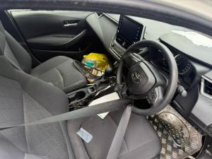 2021 Toyota Corolla image 2