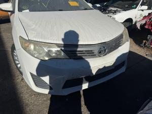 2014 Toyota Camry image 2