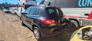 2009 Volkswagen Tiguan image 2