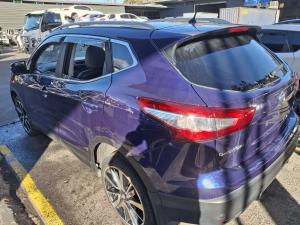 2017 Nissan Qashqai J11 image 2