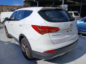2013 Hyundai Santa Fe DM image 2