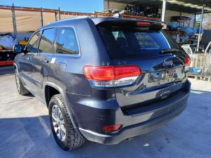2014 Jeep Grand Cherokee WK image 2