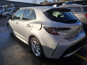 2019 Toyota Corolla ZWE211R image 2