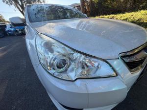 2012 Subaru Liberty image 2