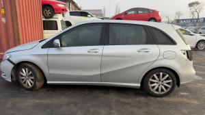 2012 Mercedes Benz B Class B180 image 2