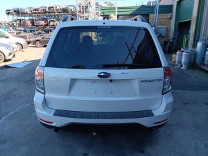 2011 Subaru Forester SH image 2