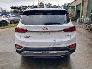 2019 Hyundai Santa Fe TM image 2