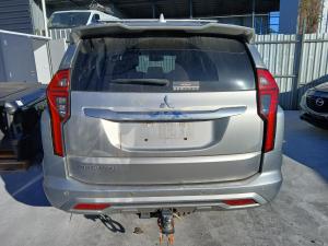 2022 Mitsubishi Pajero Sport QE-QF image 2