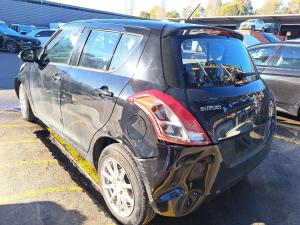 2015 Suzuki Swift FZ image 2