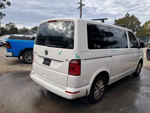 2017 Volkswagen Transporter T6 image 2