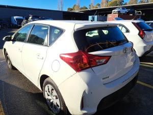 2012 Toyota Corolla ZRE182R image 2