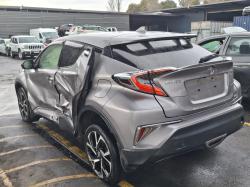 2017 Toyota C-hr NGX50R image 2