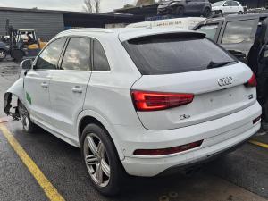 2015 Audi Q3 8U image 2
