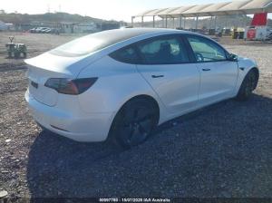 2022 Tesla Model 3 image 2