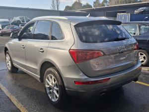 2009 Audi Q5 8R image 2