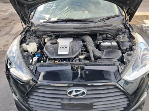 2013 Hyundai Veloster FS image 2