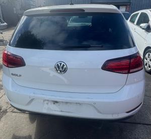 2018 Vw Golf image 2