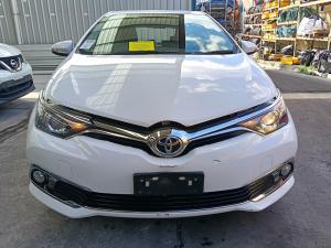 2017 Toyota Corolla ZRE182R/ZWE186R image 2