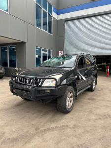 2004 Toyota Prado image 2