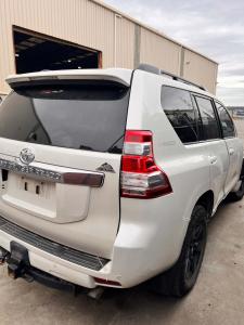 2014 Toyota Prado Altitude KDJ150 image 2